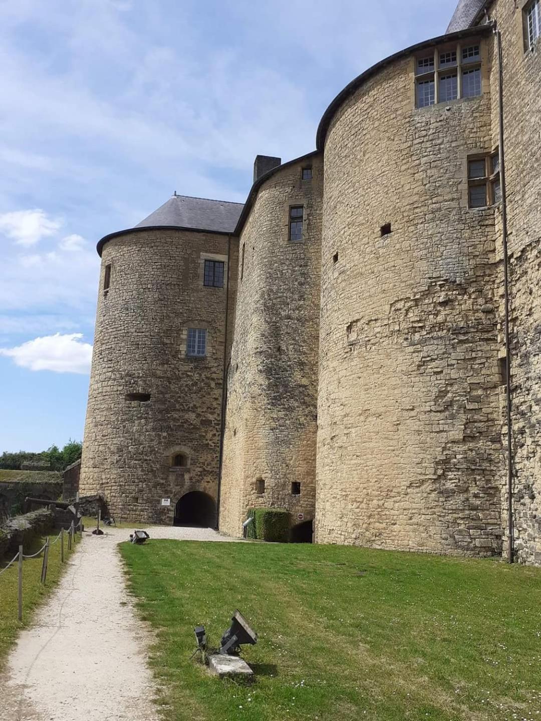 Chateau Des Princes "Prince Cupidon" Sedan Extérieur photo
